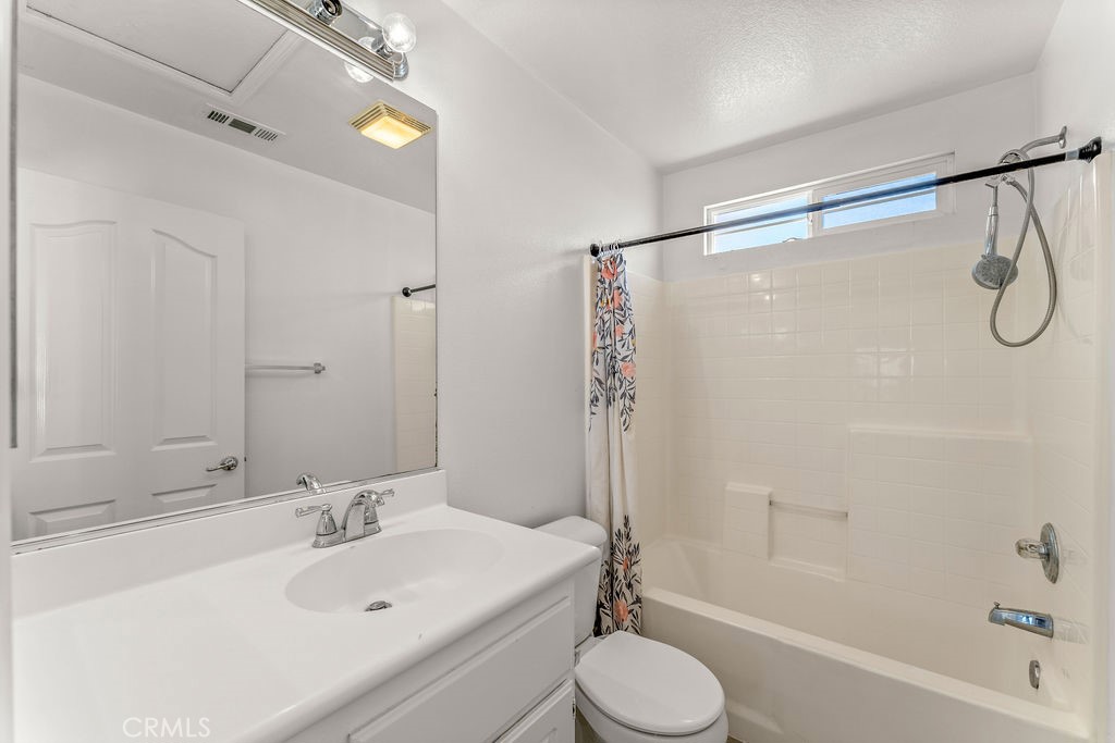 1236 Cottage Place