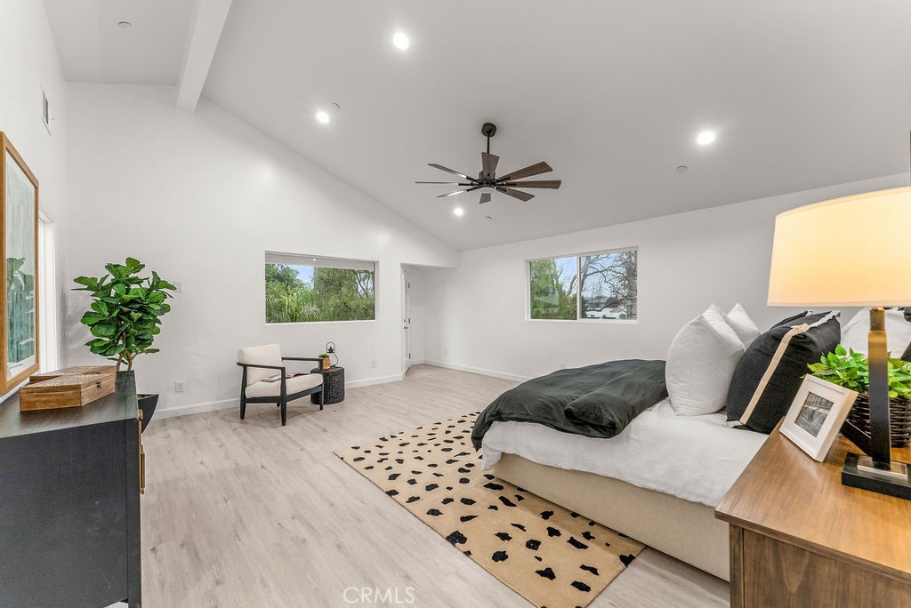 3709 Greenfield Avenue