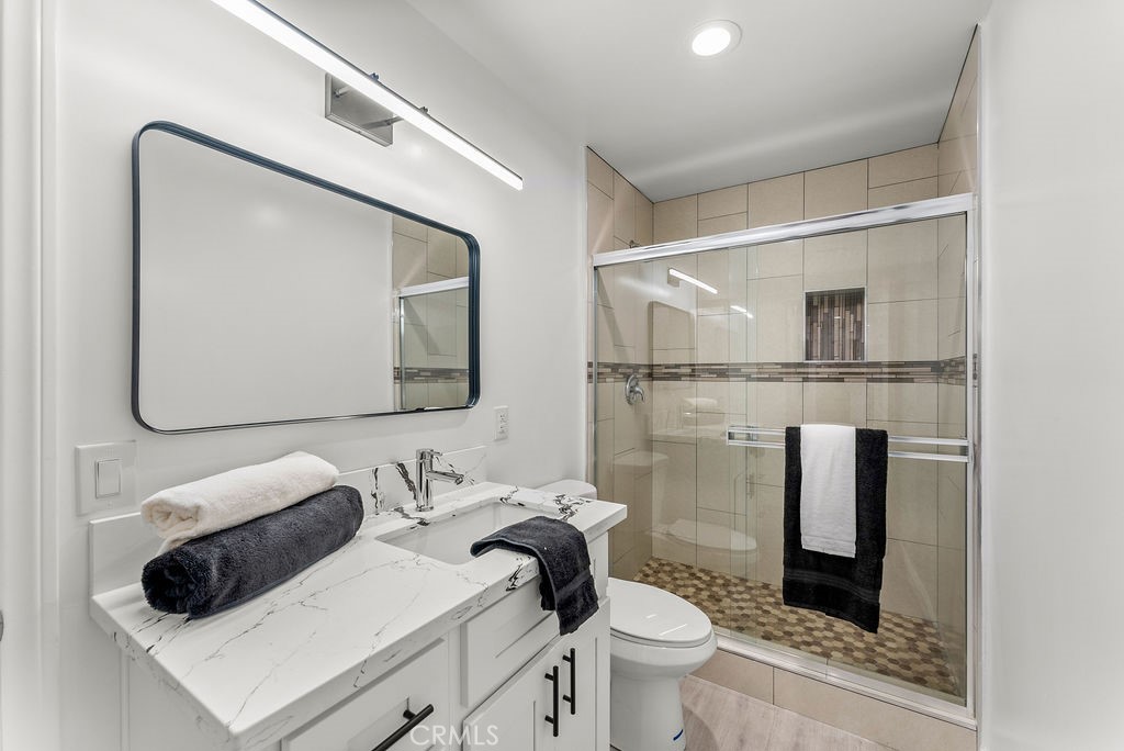 3709 Greenfield Avenue