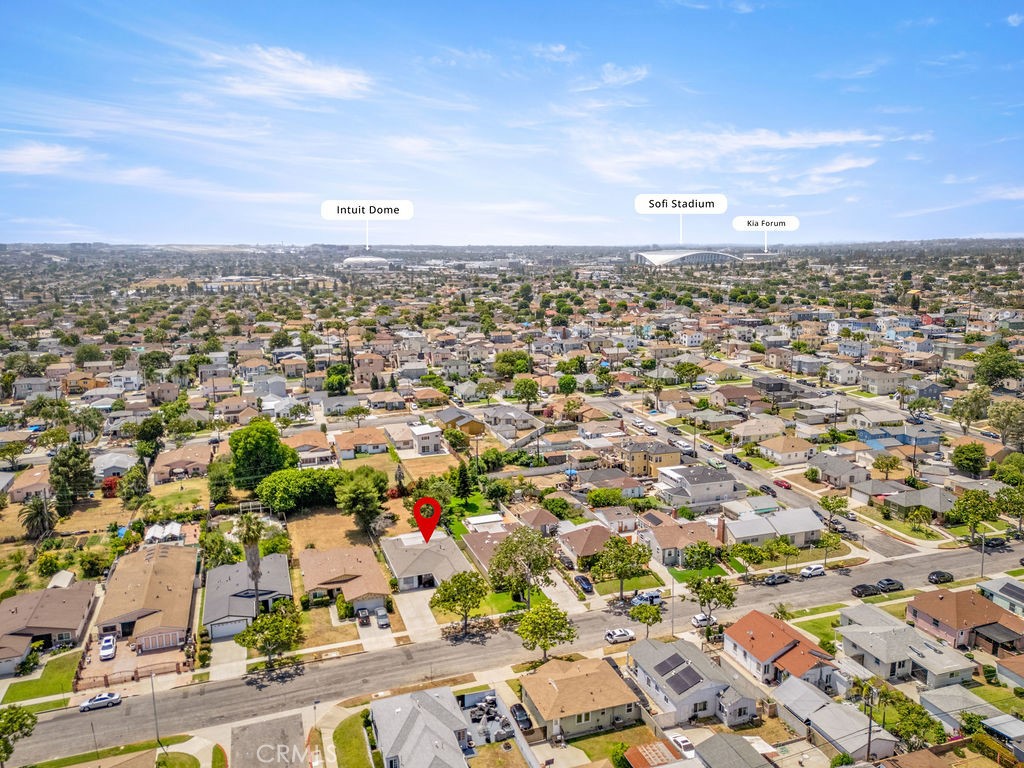 10527 S Wilton Place