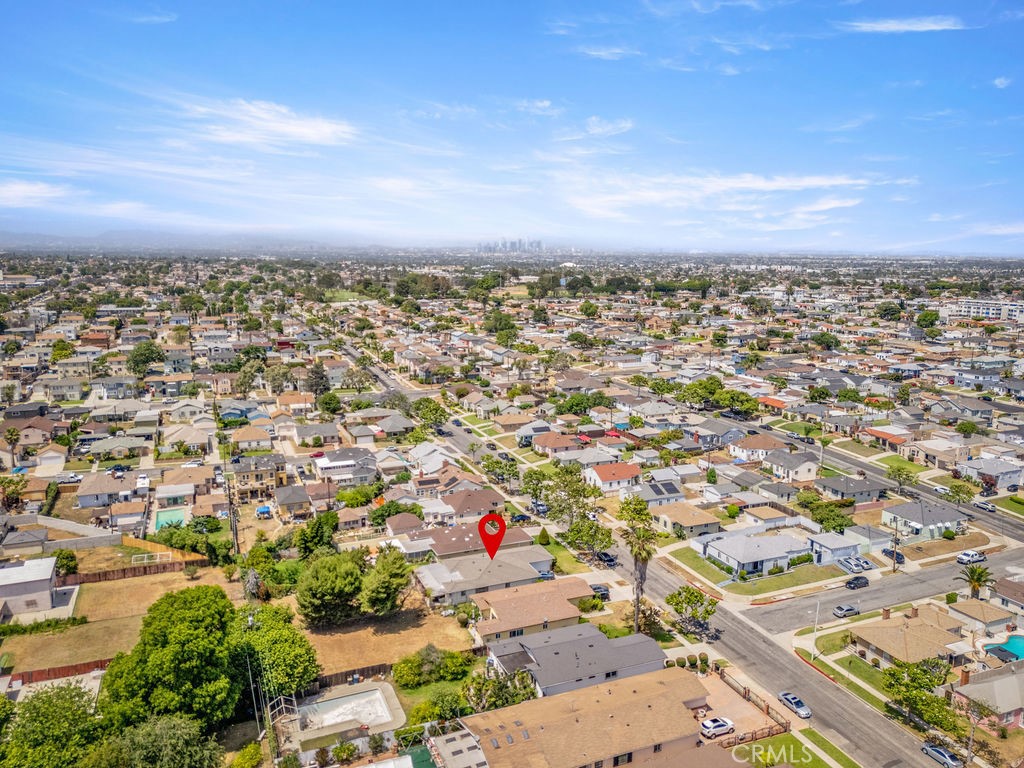 10527 S Wilton Place