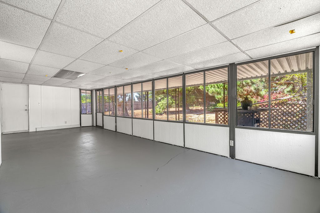 10527 S Wilton Place