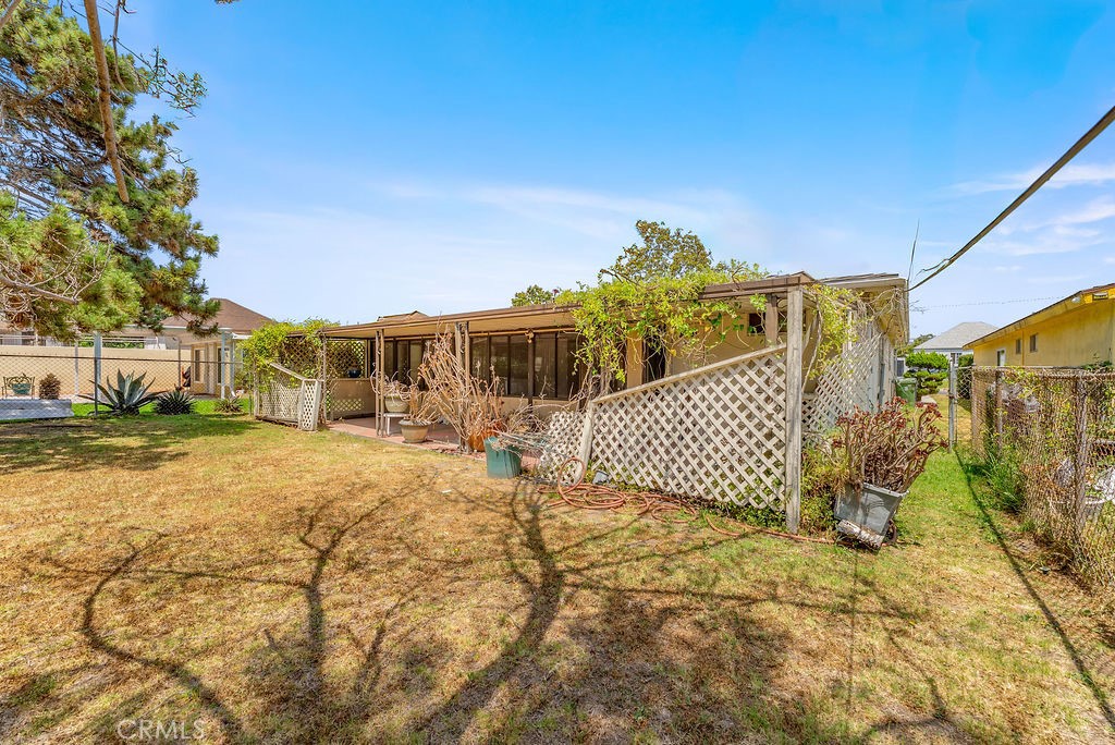 10527 S Wilton Place