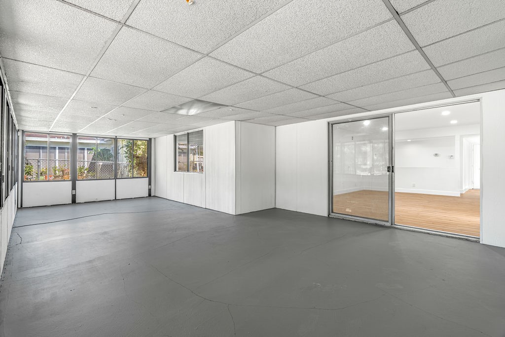 10527 S Wilton Place