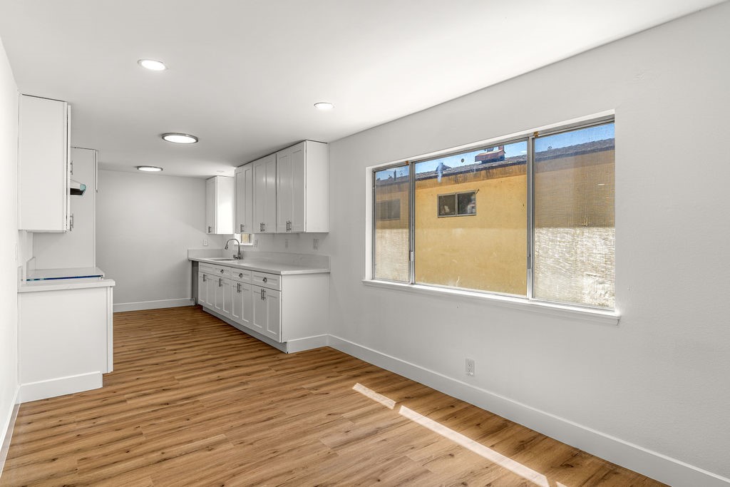 10527 S Wilton Place