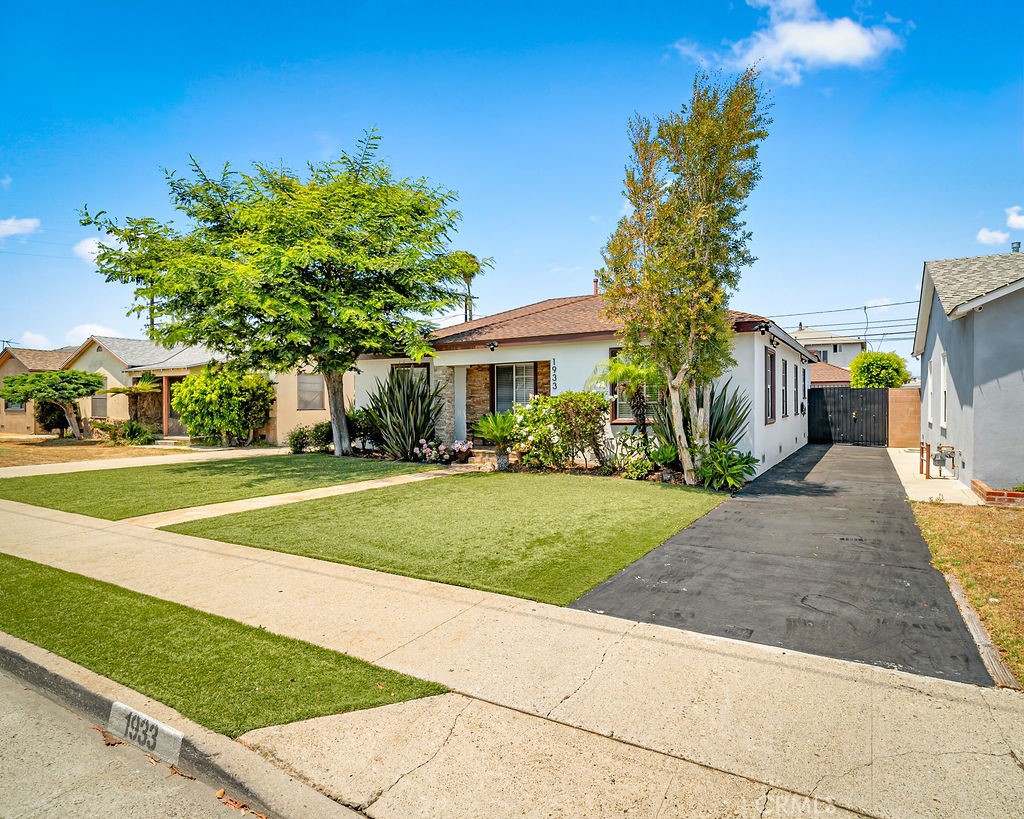 1933 W 147th Street