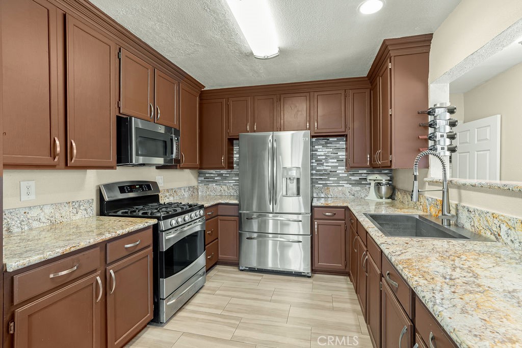 1933 W 147th Street