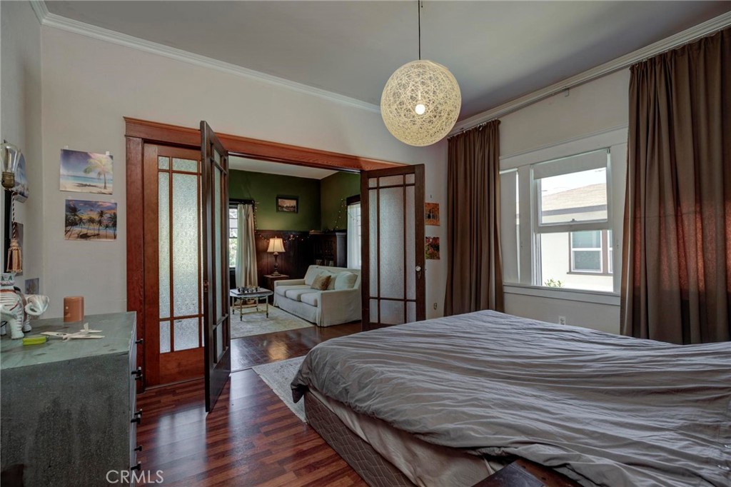 571 W 17th Street