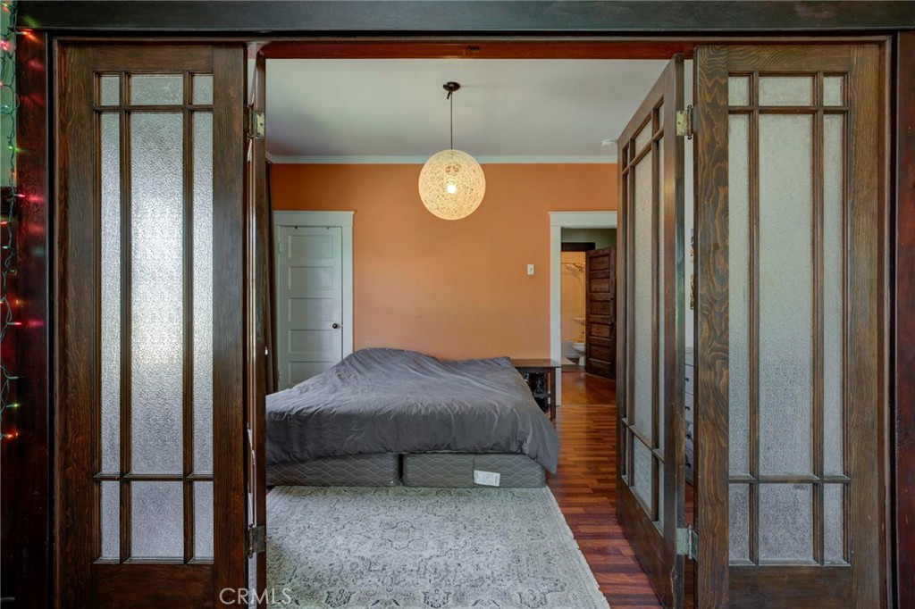 571 W 17th Street