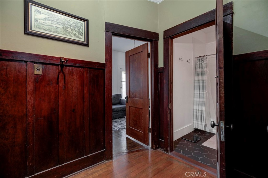 571 W 17th Street