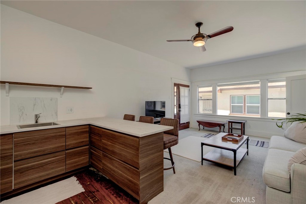 571 W 17th Street