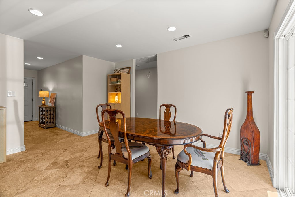 131 S Ellery Drive
