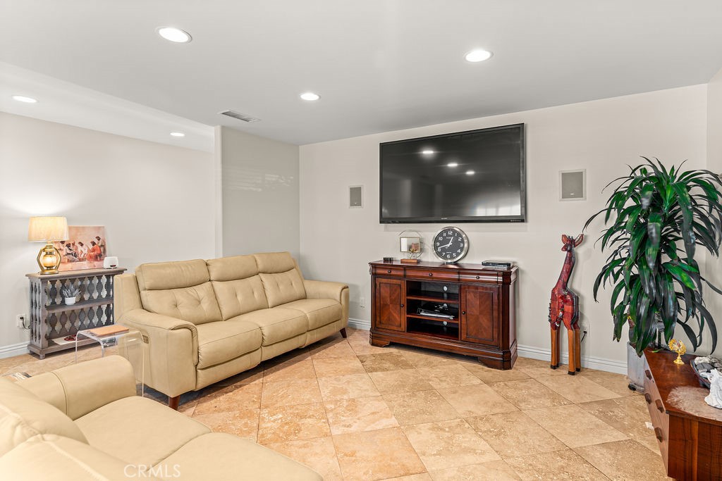 131 S Ellery Drive