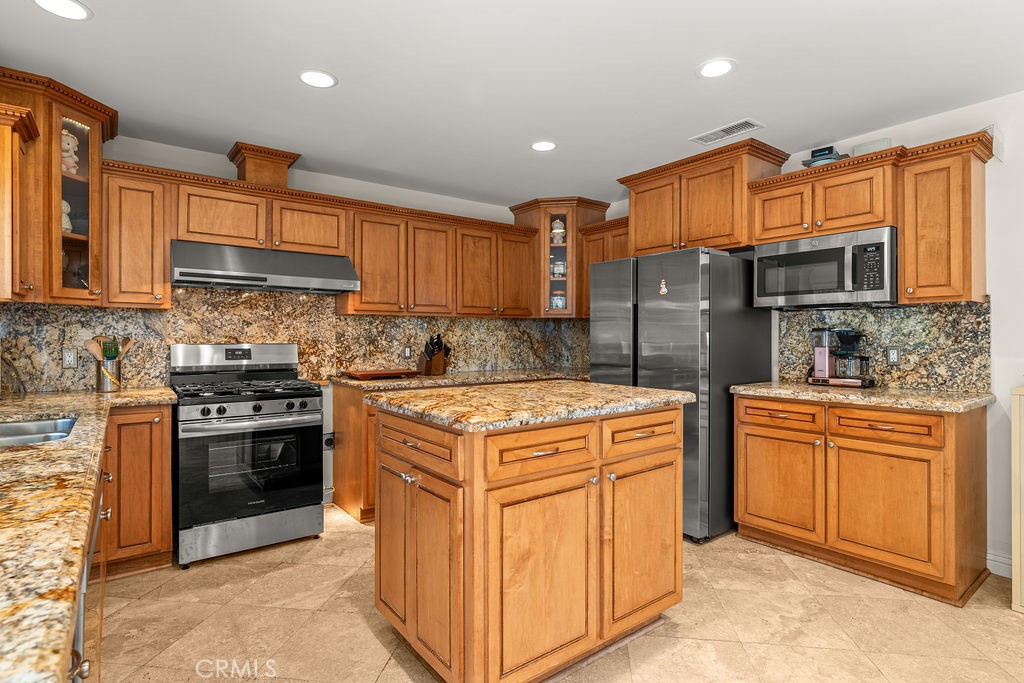 131 S Ellery Drive