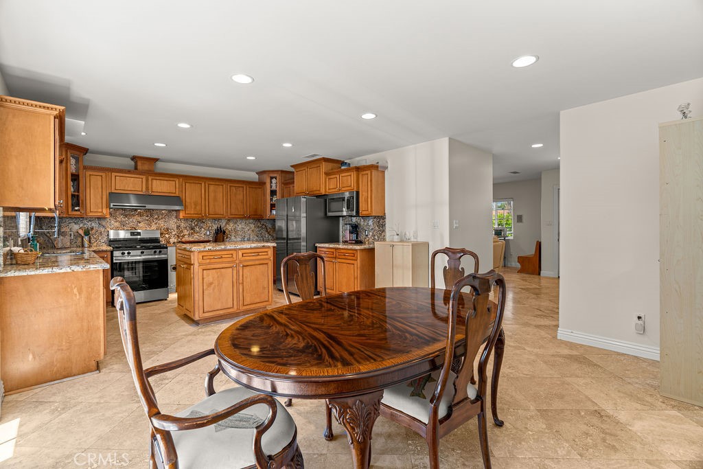 131 S Ellery Drive