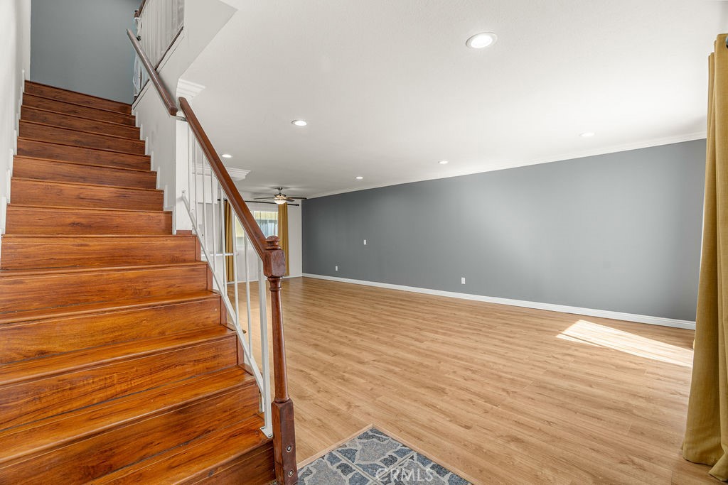 15205 S Budlong Avenue 7