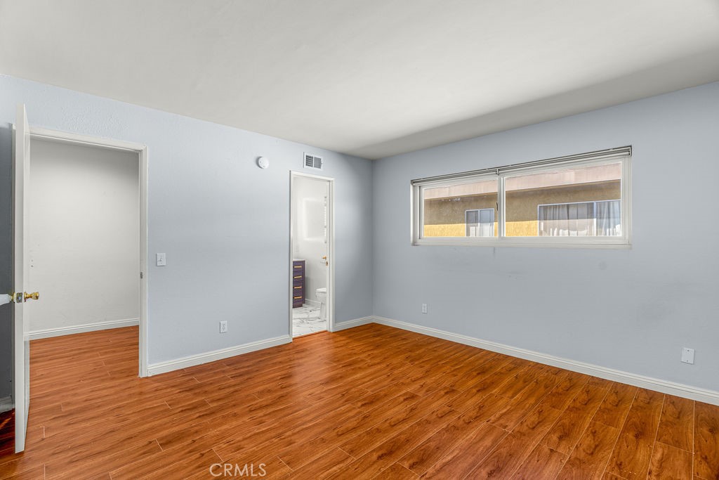 15205 S Budlong Avenue 7