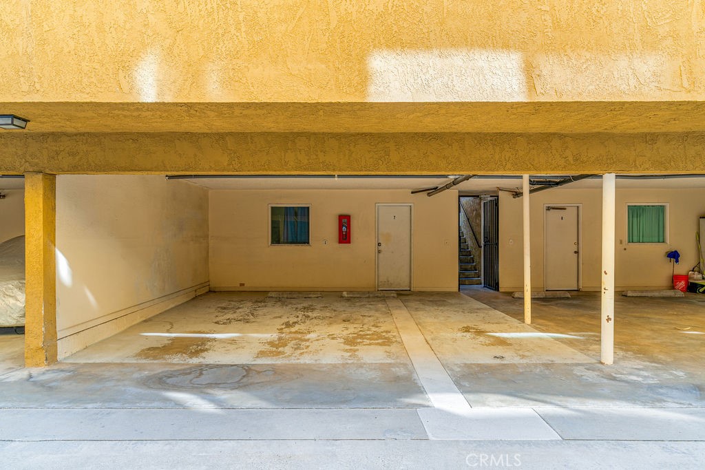 15205 S Budlong Avenue 7