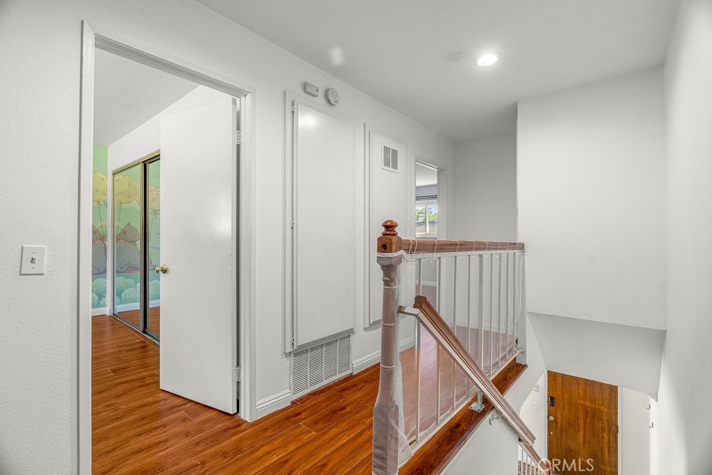 15205 S Budlong Avenue 7