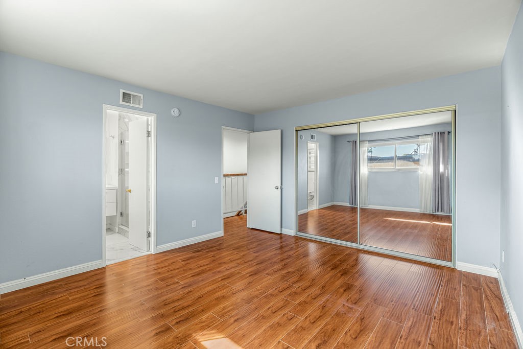 15205 S Budlong Avenue 7