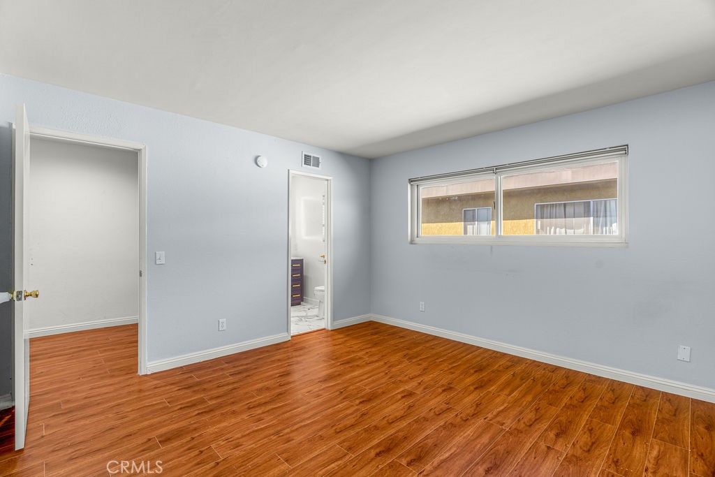 15205 S Budlong Avenue 7