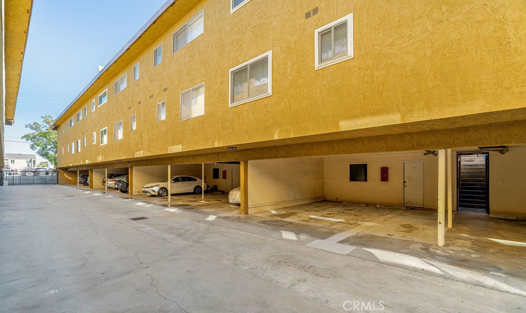 15205 S Budlong Avenue 7