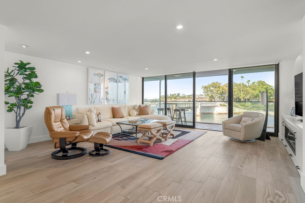 601 Lido Park Drive 1D