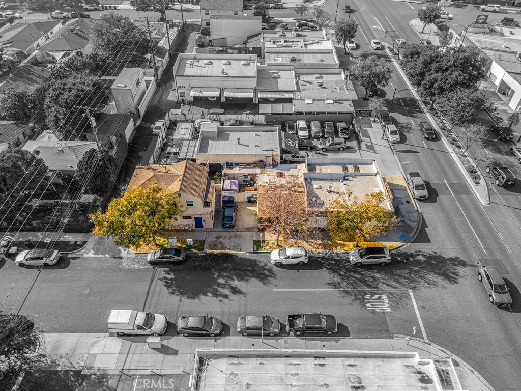 2200 W Burbank Boulevard