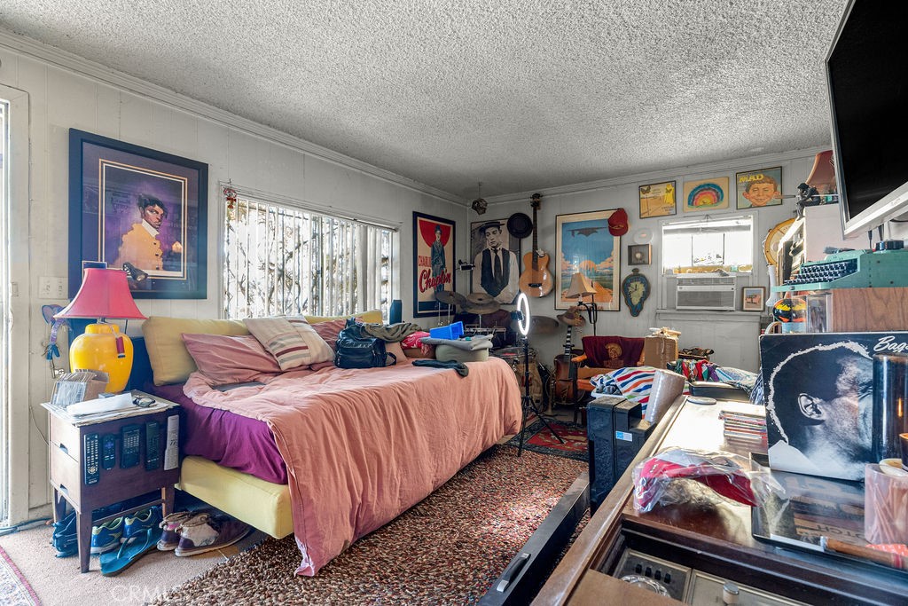 2200 W Burbank Boulevard