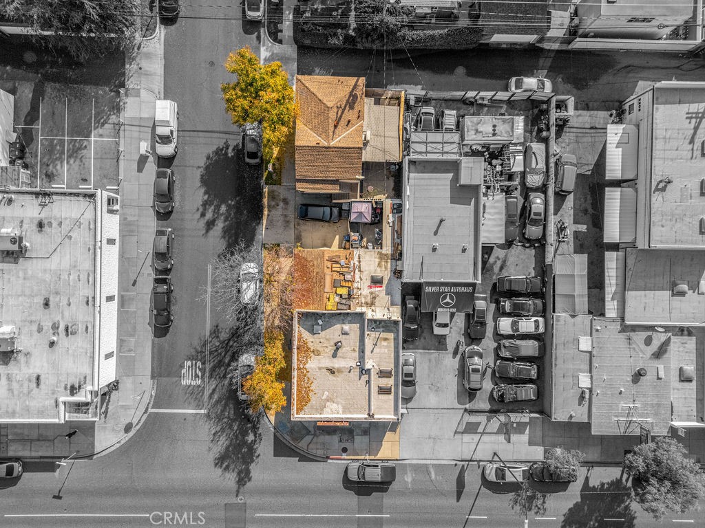 2200 W Burbank Boulevard