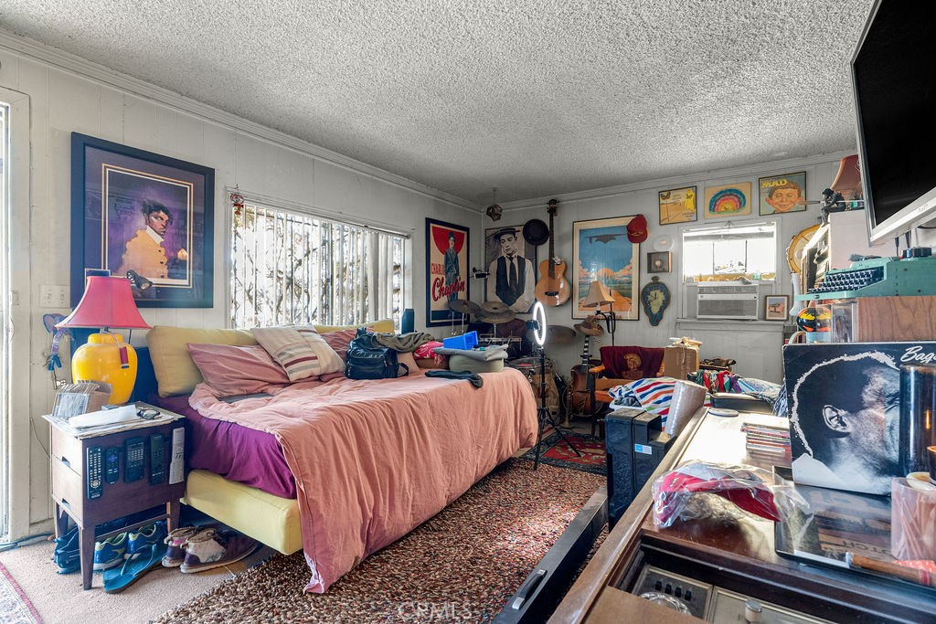 2200 W Burbank Boulevard