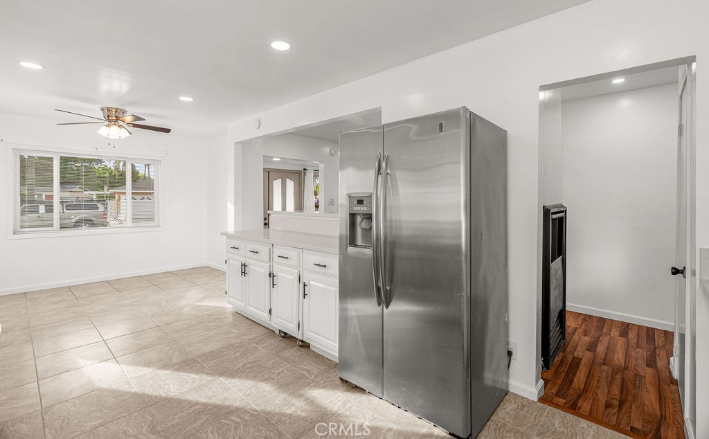 20904 La Salle Avenue