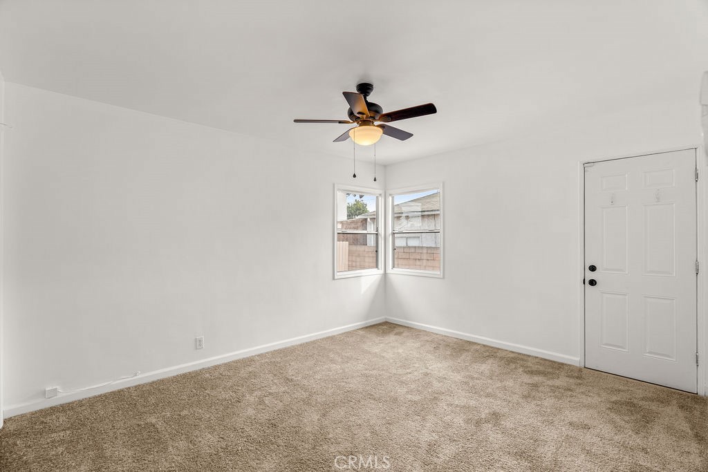 20904 La Salle Avenue