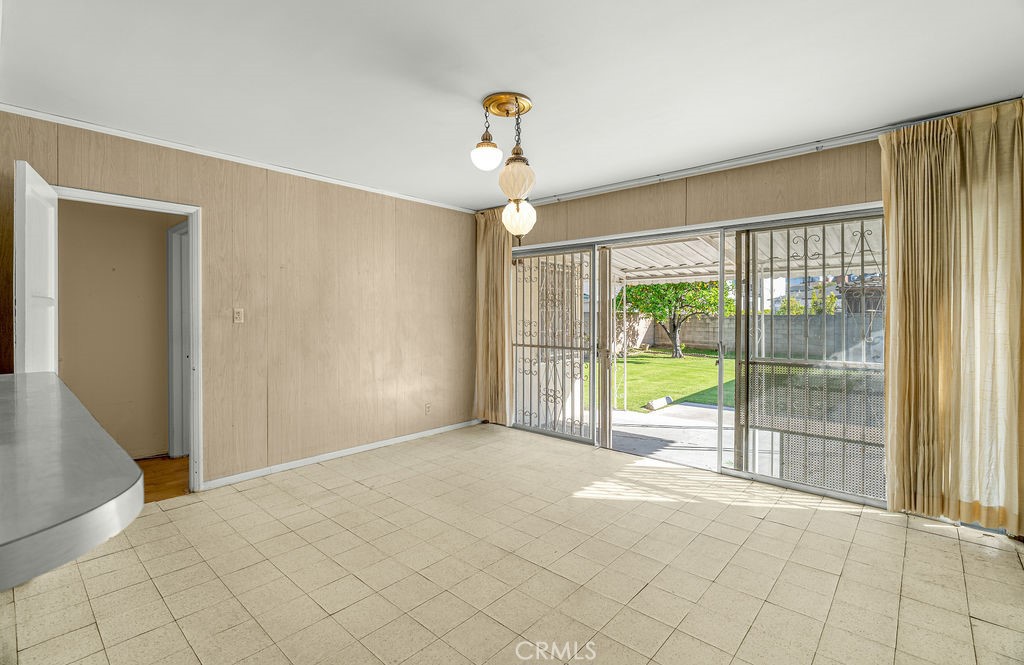 5732 Bowcroft Street