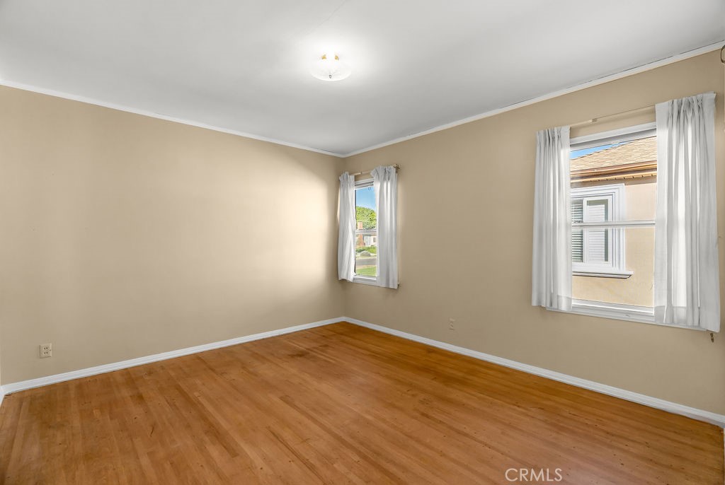 5732 Bowcroft Street