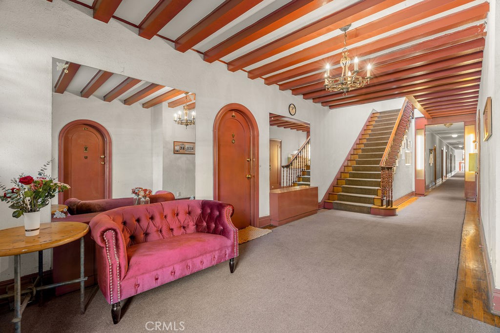 5424 Franklin Avenue