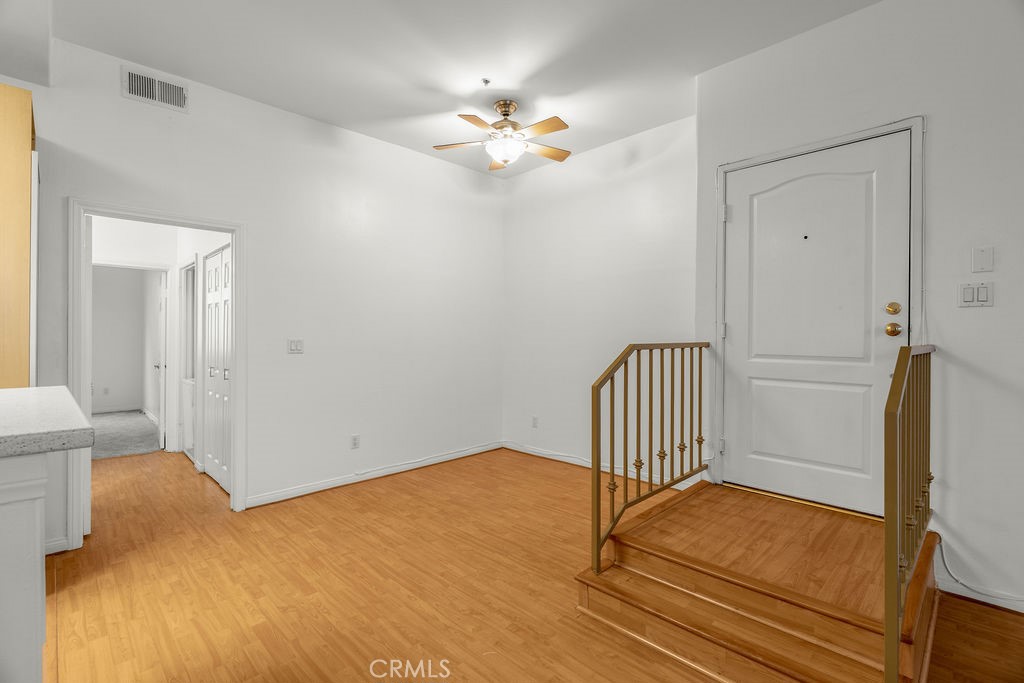 7037 La Tijera Boulevard C102