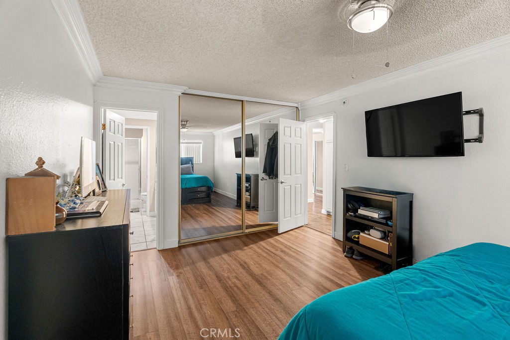 1110 W 10th 105
