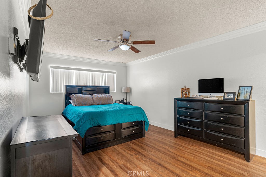 1110 W 10th 105