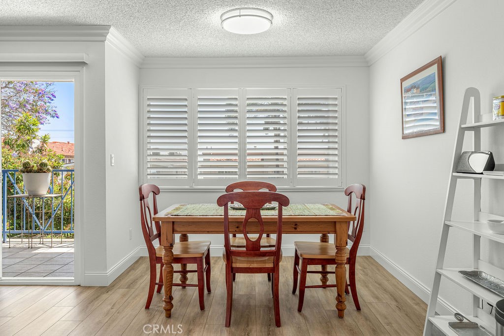 1110 W 10th 104
