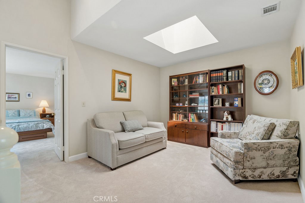 5612 Glenhaven Circle
