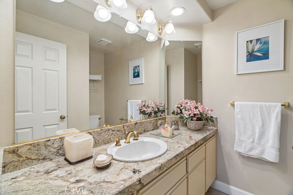 5612 Glenhaven Circle