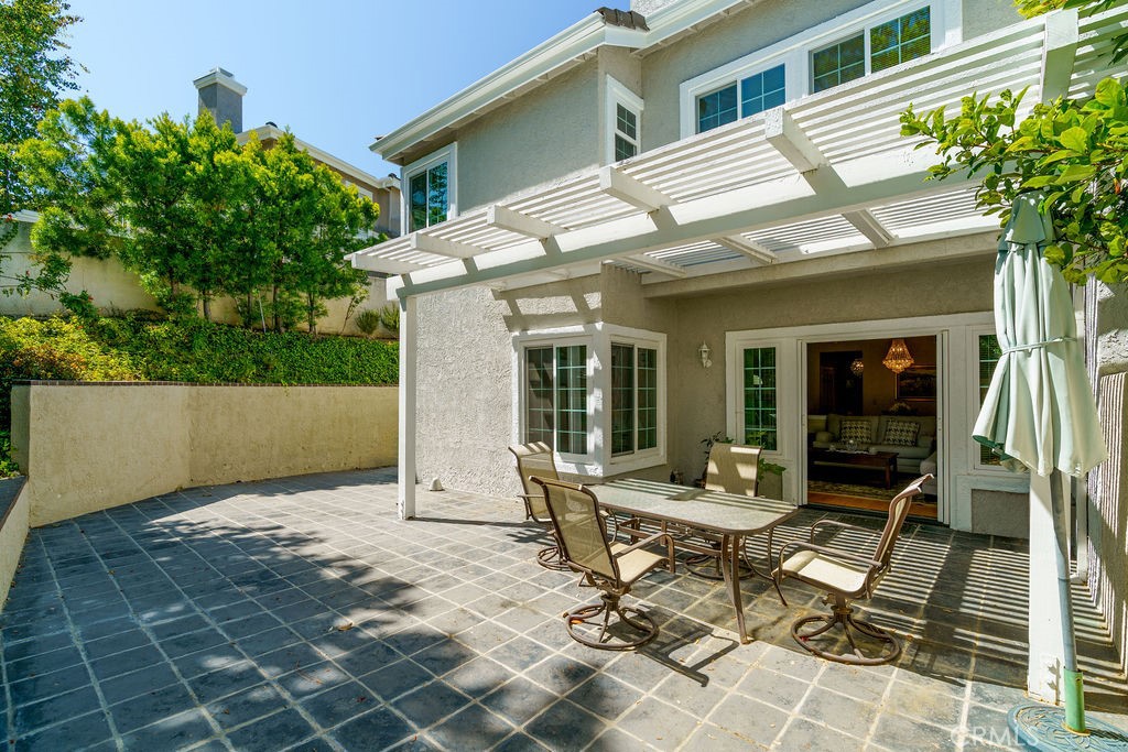 5612 Glenhaven Circle