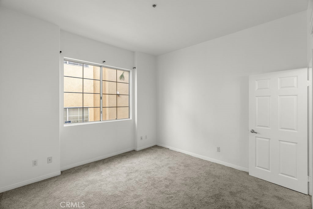 7037 La Tijera Boulevard C102