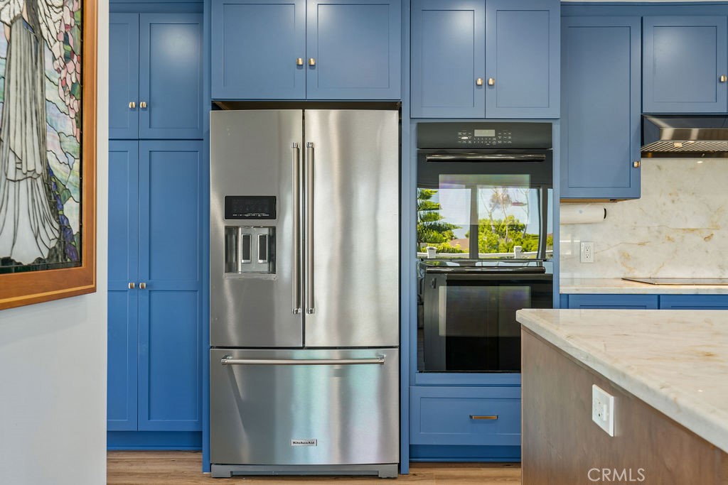 1713 W 27th Street