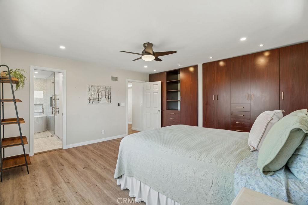 1713 W 27th Street