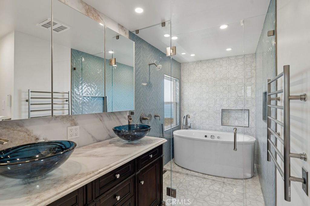 1713 W 27th Street