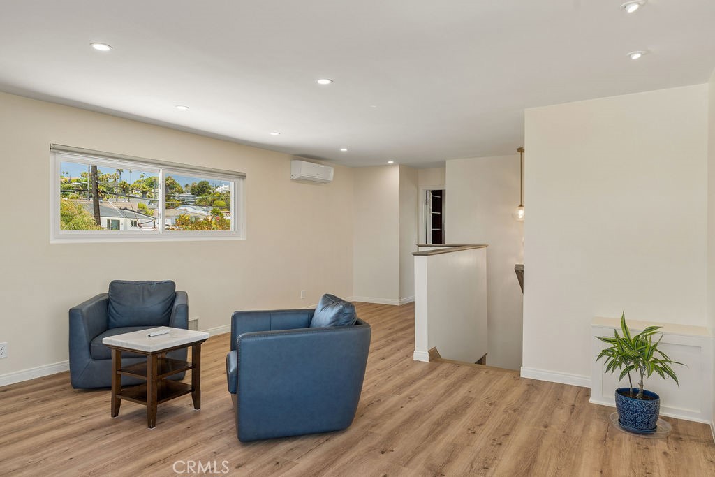 1713 W 27th Street