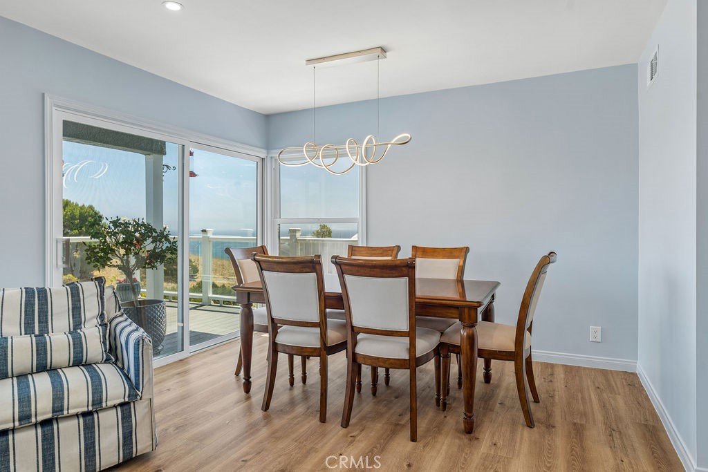 1713 W 27th Street