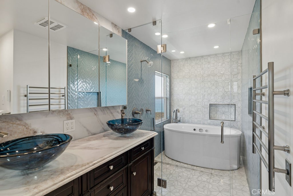 1713 W 27th Street
